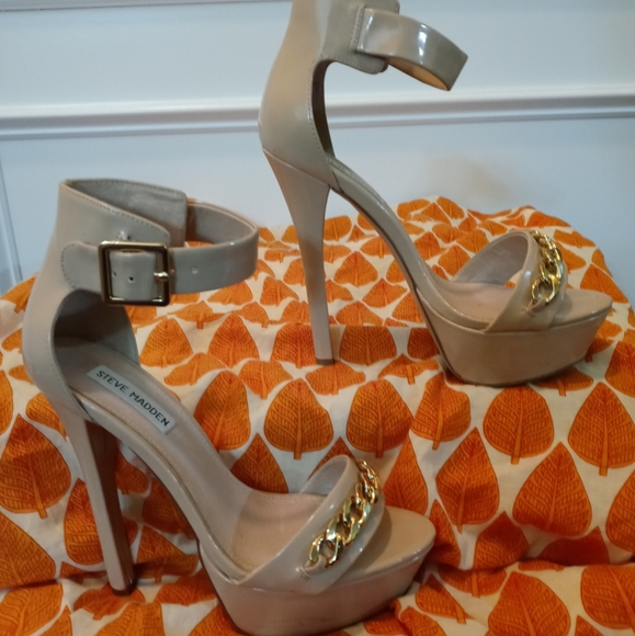 Steve Madden Shoes - Steve Madden Fable platform sandals Pale Pink 9M